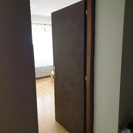 Stanza Privata Farska 42 Centro Проживание в семье
