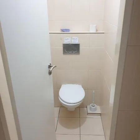 Stanza Privata Farska 42 Centro